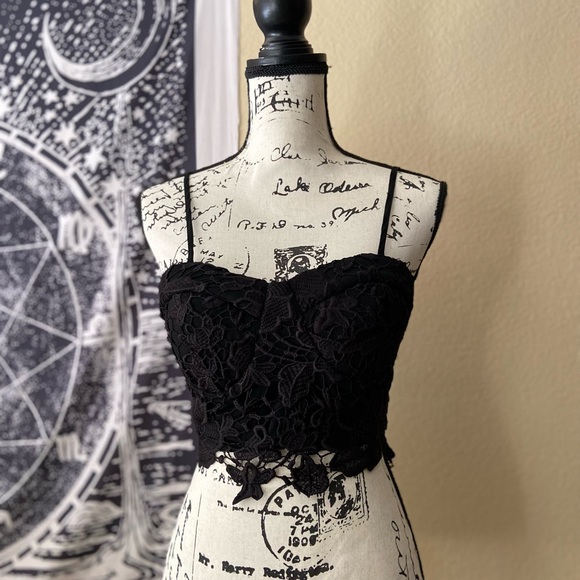 Signature8 Tops - Bralette Top Black Lace Crop Top Zipper Size Small